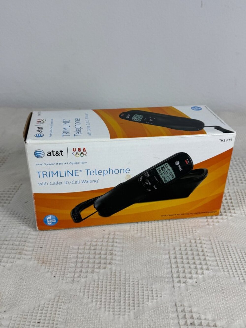 AT&T Trimline Landline Telephone With Caller ID & Call Waiting TR1909 Black NWB
